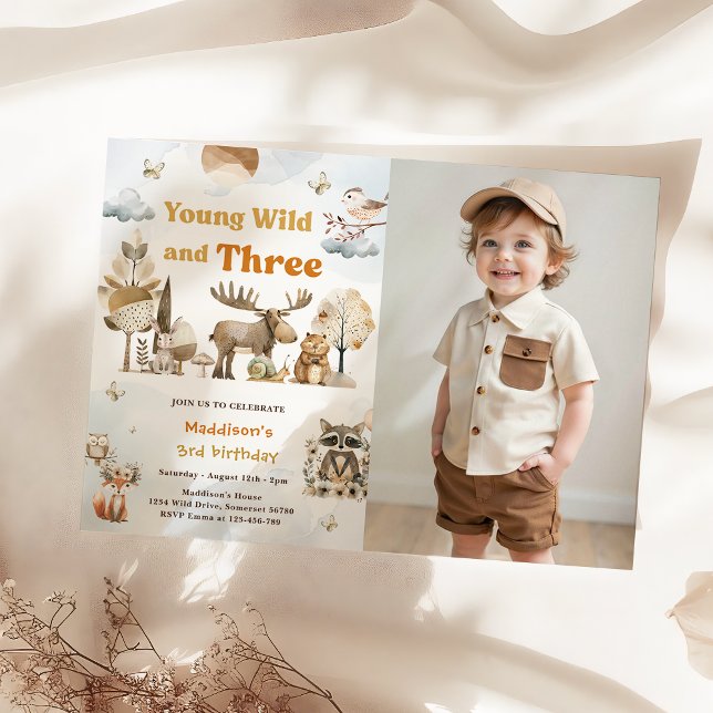 Invitation Young Wild and Three Woodland Animaux 3e Photo (Créateur téléchargé)