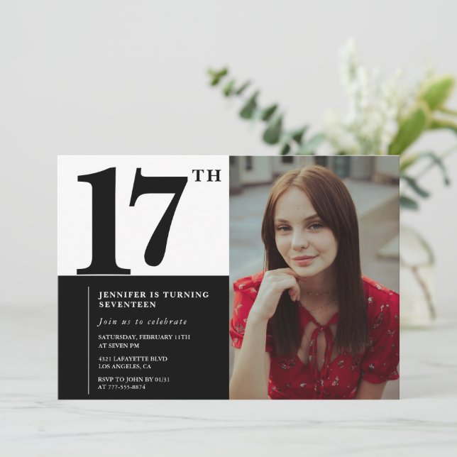 Invitations Black 17e anniversaire Elegant Chic (Debout devant)