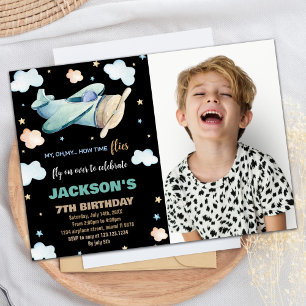 Invitations d'anniversaire de l'avion Brown vert a