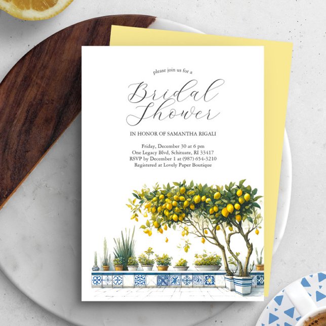 Invitations de douche nuptiale au citron personnal (Yellow and blue lemon theme watercolor bridal shower invitations Victoria Grigaliunas DoTellABelle)