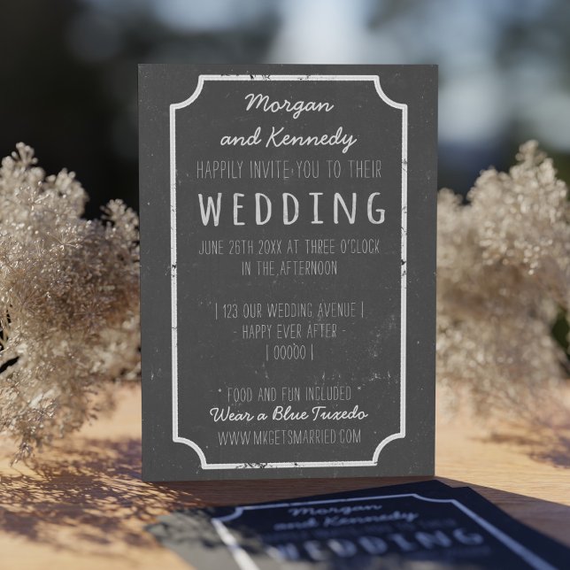 Invitations de mariage rustique de style tableau d (A rustic chalkboard wedding invitation waiting for the details of your rustic chalkboard wedding)