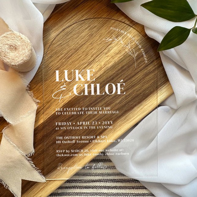 Invitations En Acrylique Mariage d'arc unique à main simple tiré (Classy modern all white simple botanical arch style personalized clear acrylic wedding invitation)