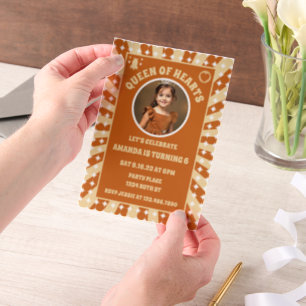 Invitations En Vélin Boho Queen Of Hearts Photo de fête d'anniversaire