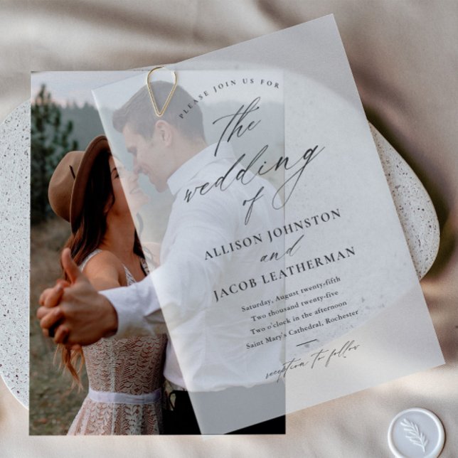 Invitations En Vélin Élégant Mariage de superposition de script (Elegant script calligraphy vellum wedding invitation.)
