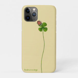 iPhone 6/6s case with four-leaf clover and ladybug