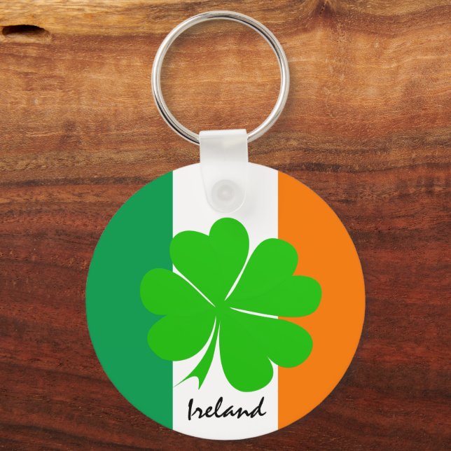 Ireland & four leaf clover, Irish flag /sport fans Keychain (Front)