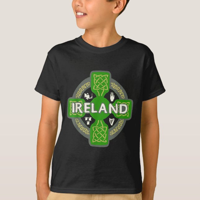Ireland St Patrick Day Celtic Cross Green  T-Shirt (Front)