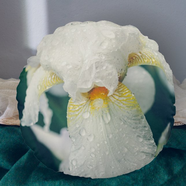 Iris with water droplets round pillow (Creator Uploaded)
