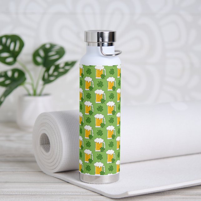 Irish Beer Mug with Shamrock Clover Pattern Water Bottle (Yoga)