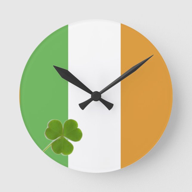 Irish Flag With Shamrock Round Clock (Front)