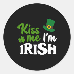 Irish Kiss Me Im Irish St Patricks Day Classic Round Sticker