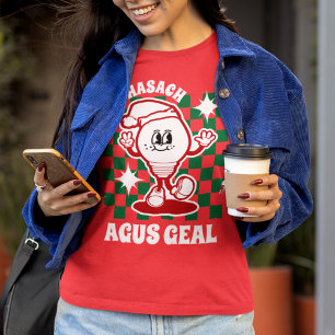 Irish Merry & Bright áthasach agus geal Christmas T-Shirt