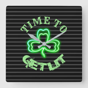 Irish Pub Black Green Shamrock Neon Horloge
