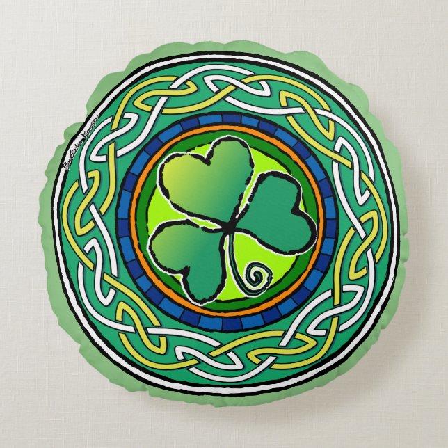 Irish shamrock round pillow (Front)