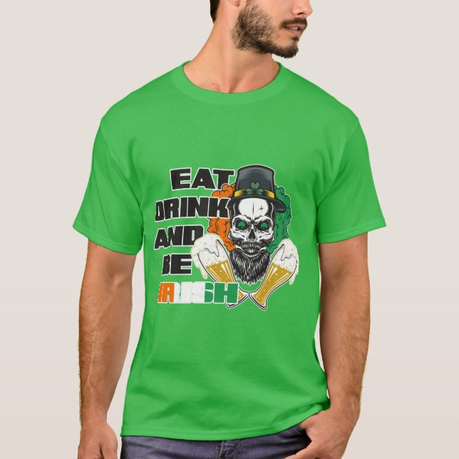 Irish Skull leperchan drinking beer T-Shirt (Front)