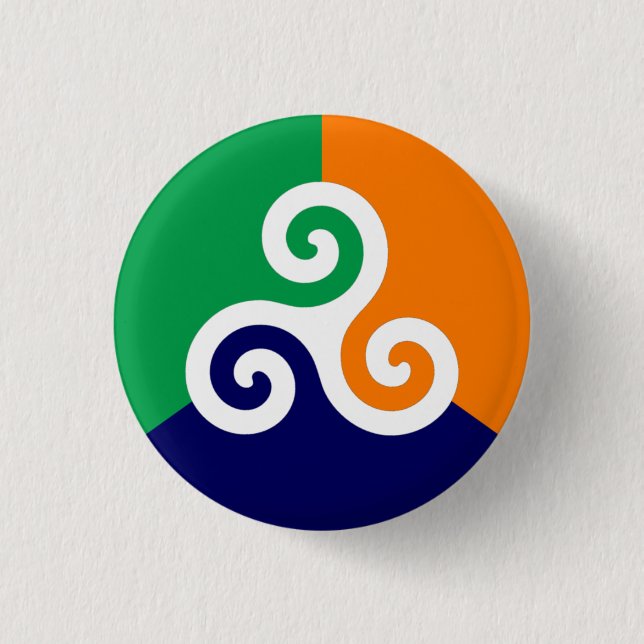 Irish Triskele Badge 1 Inch Round Button (Front)