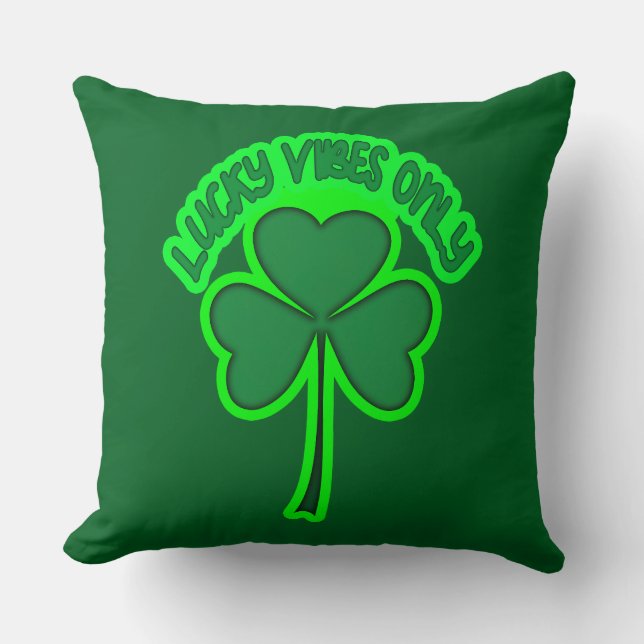 Irish Vibes St Patrick’s Day Shirt – almofada Throw Pillow (Front)