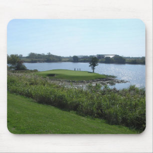 Island Golf Hole Mouse Pad