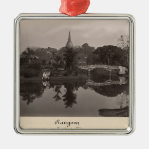 Island pavilion in the Cantanement Garden Metal Ornament