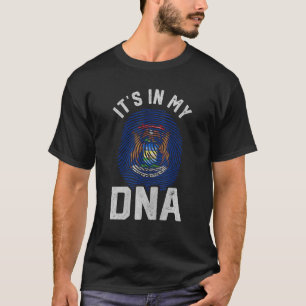 It s In My DNA Michigan Flag Mens Womens Pride T-Shirt