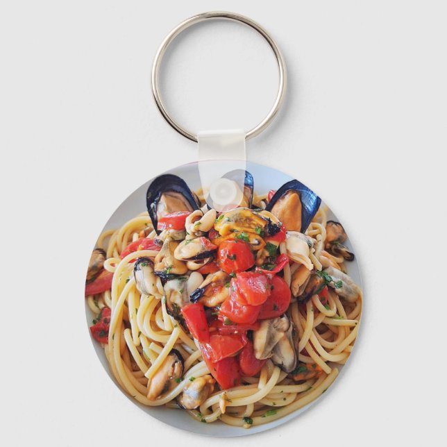 Italian Spaghetti with Mussels Keychain (Front)