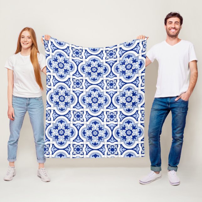 Italian tiles,majolica,blue and white pattern     fleece blanket (In Situ)