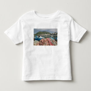 ITALY, Campania, (Bay of Naples), ISCHIA, FORIO: Toddler T-shirt