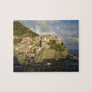 Italy, Cinque Terre, Manarola. Village on cliff. Jigsaw Puzzle