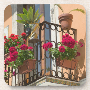ITALY, Sicily, TAORMINA: Corso Umberto 1, Coaster