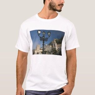 ITALY, Sicily, TAORMINA: Piazza iX Aprile, San T-Shirt