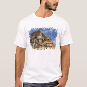 Italy, Tuscany, Florence. The Duomo. 2 T-Shirt