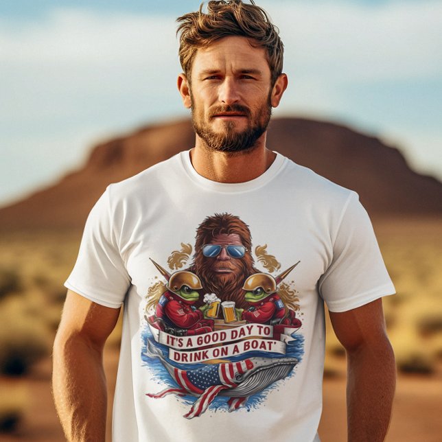 IT'S A GOOD DAY TO DRINK ON A BOAT T-Shirt (Creator Uploaded)