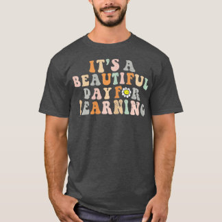 It's Beautiful Day For Learning Retro Teacher Wome T-Shirt