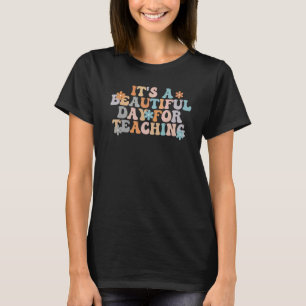 It's Beautiful Day For Teaching Retro Teacher Stud T-Shirt