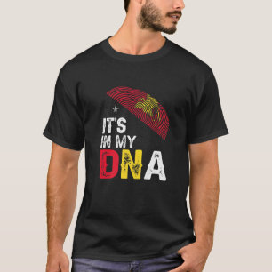 It's In My DNA Papua New Guinea Flag Fingerprint P T-Shirt