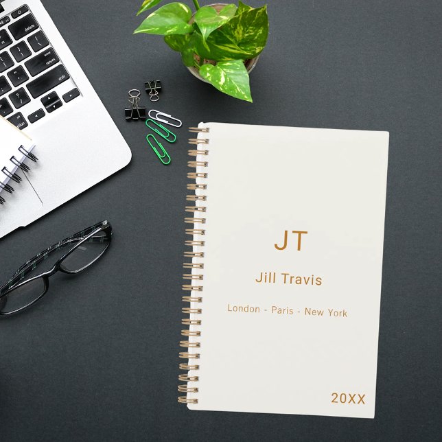 Ivory cream gold modern minimalist luxury 2026 (Créateur téléchargé)