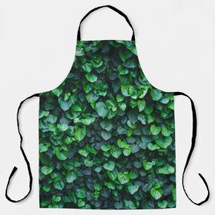 Ivy green wall: natural surface. apron