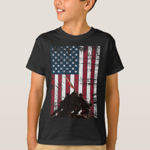 Iwo Jima Flag Raising Distressed Us Flag Wwii Vete T-Shirt