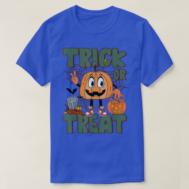 Jack O Lantern Face Pumpkin Halloween Trick or Tre T-Shirt (Design Front)