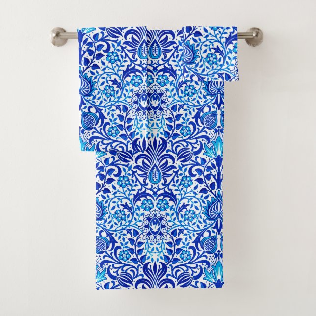 Jacobean Floral Damask, Cobalt Blue and White Bath Towel Set (Insitu)