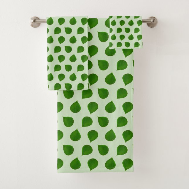 Jade Tree Green Leaves on Light Green Bath Towel Set (Insitu)