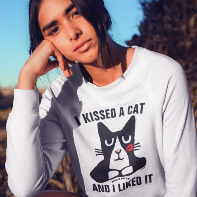 J'AI EMBRASÉ UN CHAT ET JE L'AI AIMÉ, T-shirts PAN (Créateur téléchargé)
