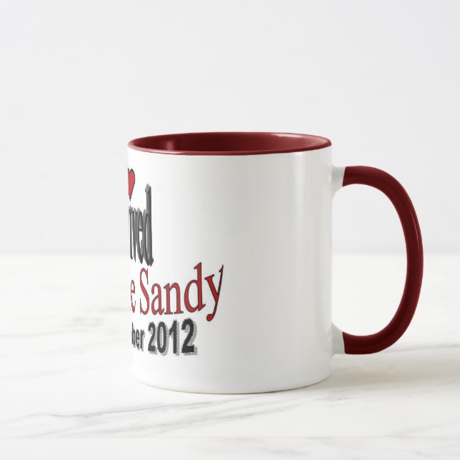 J'ai survécu à la tasse de café de Sandy d'ouragan (Droite)
