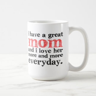 J'ai une grande tasse de café de maman