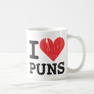 J'aime la tasse blanche classique de calembours