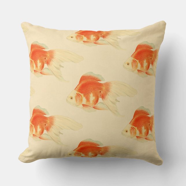 Japanese goldfish. The Ryukin. Throw Pillow (Front)