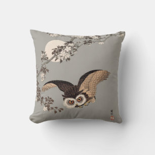Japanese Owl Night Moon Woodcut Flying Night Throw Pillow
