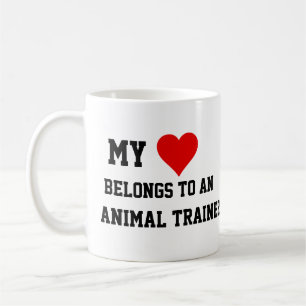 J'Appartiens À Une Mug D'Animateur