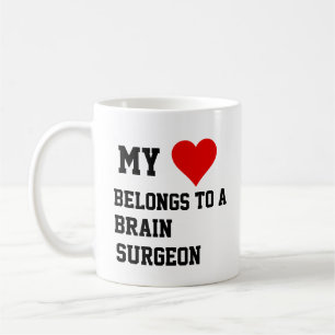J'Appartiens À Une Mug De Chirurgien Cerveau