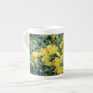 Jardin jaune d'Iris os Chine Mug
